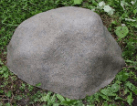Декоративная крышка люка Камень Искусственный 95/40 - прекрасно подходит для декора сада